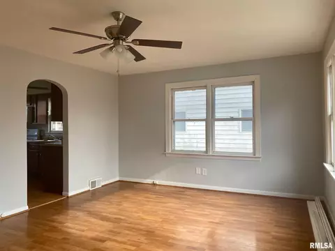 2425 Huntington Rd, Springfield, IL 62703 photo 3