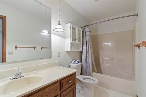 4213 Fort Donelson Dr, Springfield, IL 62707 photo 15
