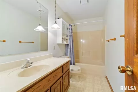 4213 Fort Donelson Dr, Springfield, IL 62707 photo 22