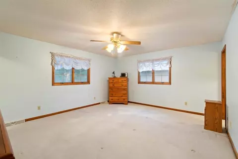 4213 Fort Donelson Dr, Springfield, IL 62707 photo 11