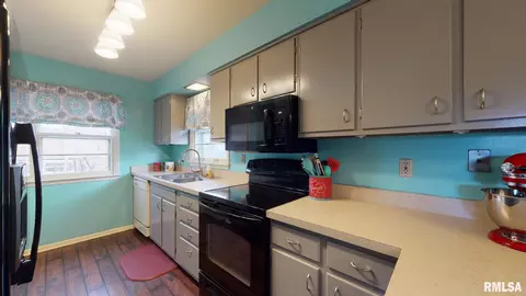 612 Witherspoon Dr, Springfield, IL 62704 photo 7