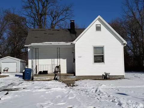 2107 E Jackson St, Springfield, IL 62703 photo 1