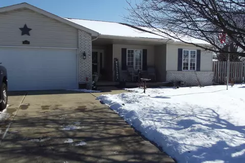 2300 Harrier Rd, Springfield, IL 62711 photo 2