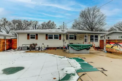 28 Glen Aire Dr, Springfield, IL 62703 photo 5