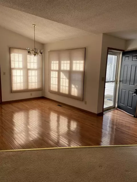 84 Amherst Dr, Springfield, IL 62702 photo 28