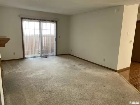 84 Amherst Dr, Springfield, IL 62702 photo 16