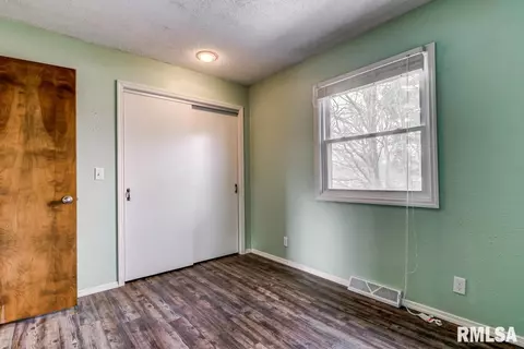 2829 E Black Ave, Springfield, IL 62702 photo 20