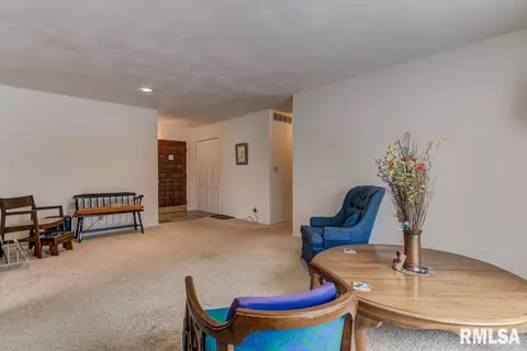 69 Columbine Ln, Springfield, IL 62707 photo 12