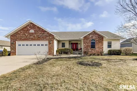 524 Willows Ave, Chatham, IL 62629 photo 1
