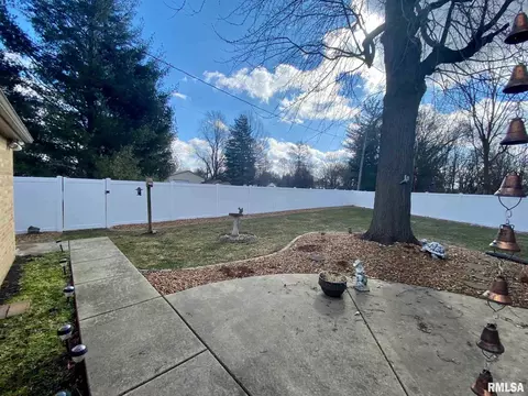 66 Rosaria Dr, Springfield, IL 62702 photo 32