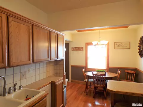 113 W B St, Alpha, IL 61413 photo 14