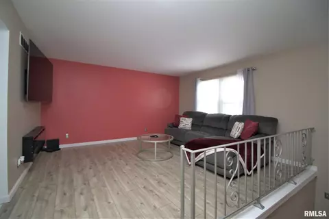 17 Coachlight Ct, Springfield, IL 62703 photo 4