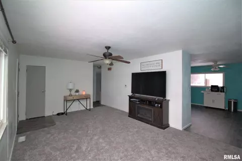 3220 Normandy Rd, Springfield, IL 62703 photo 5