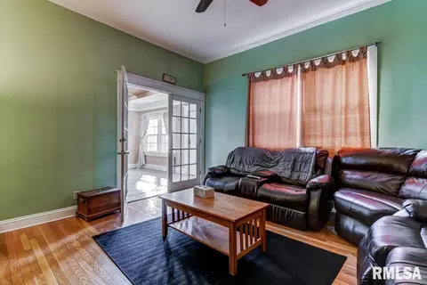 508 S Walnut St, Springfield, IL 62704 photo 5