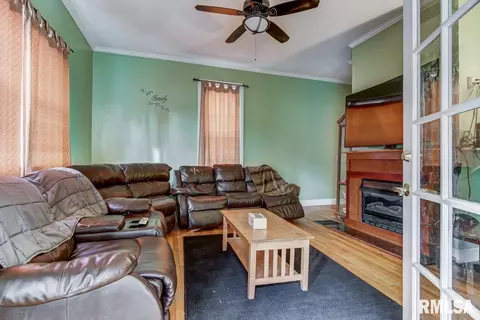 508 S Walnut St, Springfield, IL 62704 photo 4