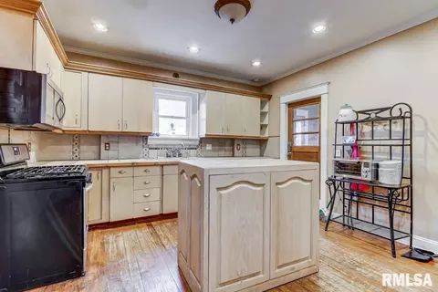 508 S Walnut St, Springfield, IL 62704 photo 11
