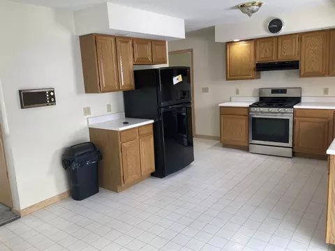 2317 Sangamon Ave, Springfield, IL 62702 photo 9