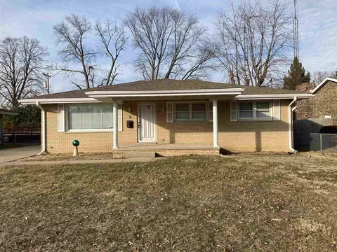 2317 Sangamon Ave, Springfield, IL 62702 photo 2