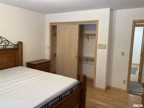 2317 Sangamon Ave, Springfield, IL 62702 photo 12