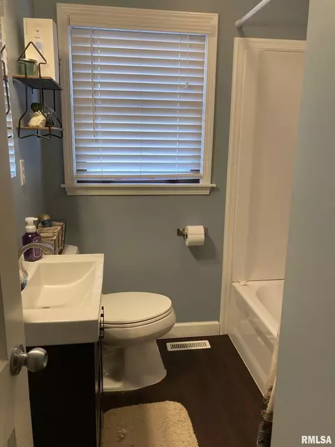 1905 N 22nd St, Springfield, IL 62702 photo 6