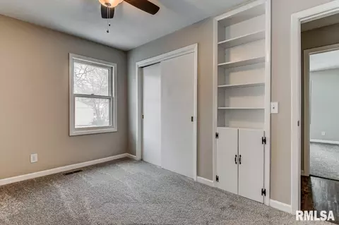 2049 Buchanan St, Springfield, IL 62703 photo 18