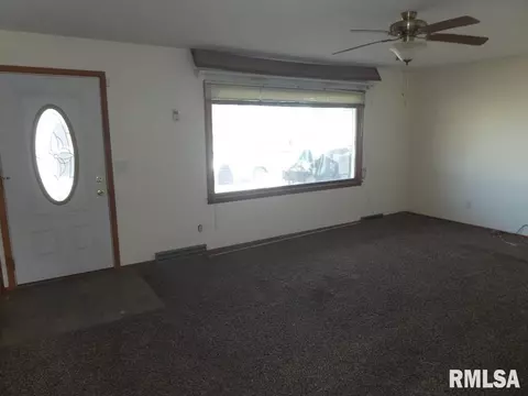 188 Nottingham Rd, Springfield, IL 62704 photo 2