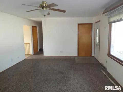 188 Nottingham Rd, Springfield, IL 62704 photo 3