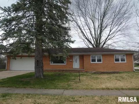188 Nottingham Rd, Springfield, IL 62704 photo 1