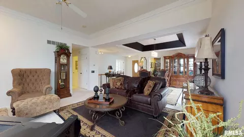 2559 Chapel Hill Rd, Springfield, IL 62702 photo 4