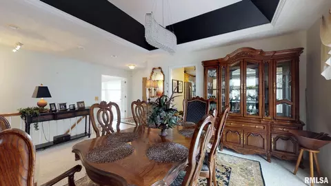 2559 Chapel Hill Rd, Springfield, IL 62702 photo 9