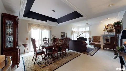 2559 Chapel Hill Rd, Springfield, IL 62702 photo 8