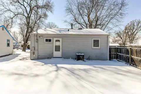 16 Hedge Dr, Springfield, IL 62702 photo 16