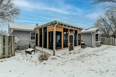 625 E Walnut St, Chatham, IL 62629 photo 28