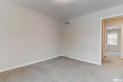 1601 Hunter Ridge Dr, Springfield, IL 62704 photo 33