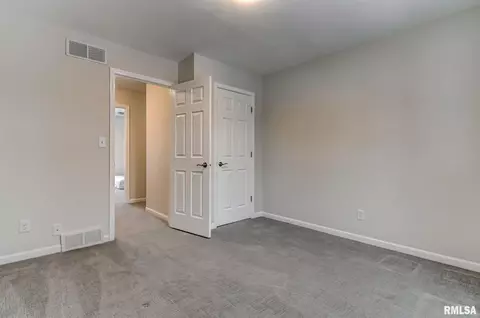 1601 Hunter Ridge Dr, Springfield, IL 62704 photo 34
