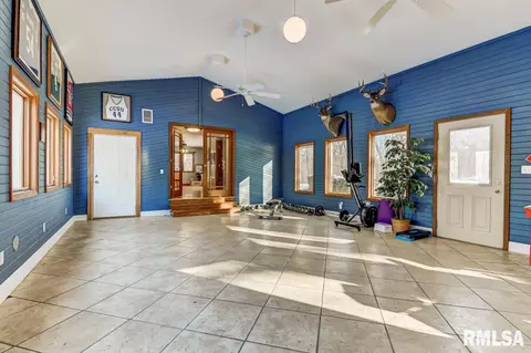 3675 Spaulding Orchard Rd, Springfield, IL 62711 photo 11