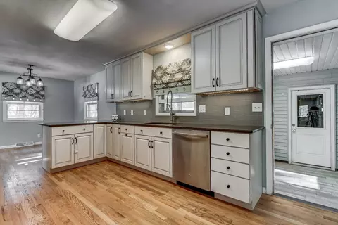 1061 Archer Elevator Rd, Springfield, IL 62711 photo 6