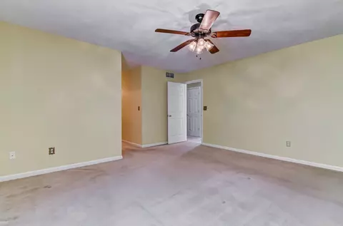 2529 Chapel Hill Rd, Springfield, IL 62702 photo 17