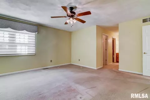 2529 Chapel Hill Rd, Springfield, IL 62702 photo 16