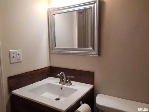 1917 Holly Dr, Springfield, IL 62703 photo 8