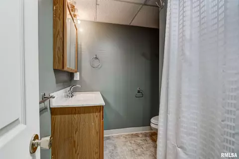 2924 S 3rd St, Springfield, IL 62703 photo 7