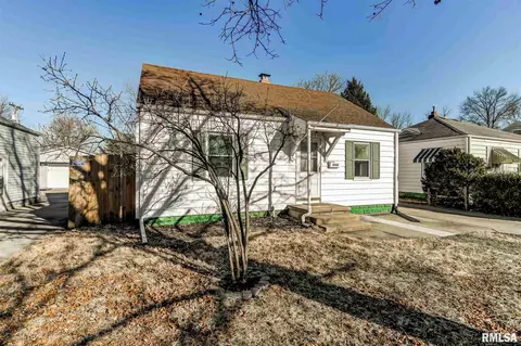 2924 S 3rd St, Springfield, IL 62703 photo 17