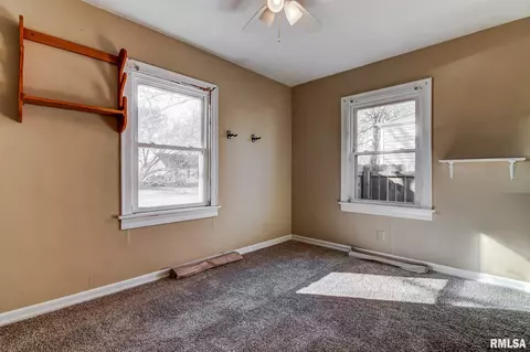 2924 S 3rd St, Springfield, IL 62703 photo 14