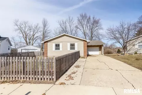 401 Armor Rd, Springfield, IL 62704 photo 1