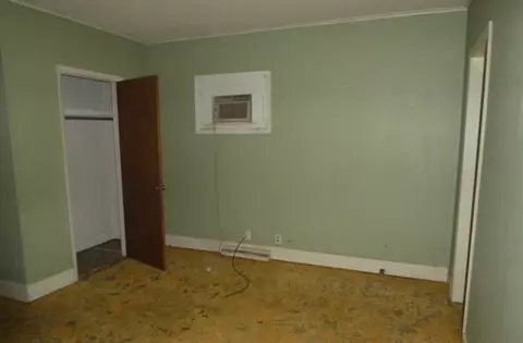 914 E Wood Ave, Springfield, IL 62702 photo 6