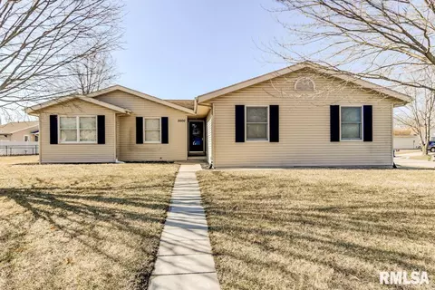 3000 Twin Lakes Dr, Springfield, IL 62702 photo 1
