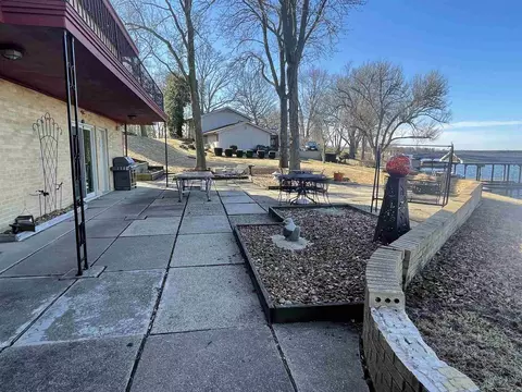 1301 E Lake Shore Dr, Springfield, IL 62712 photo 21