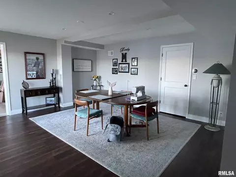 1301 E Lake Shore Dr, Springfield, IL 62712 photo 13