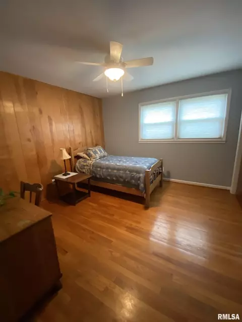 2132 Fairway Dr, Springfield, IL 62704 photo 7