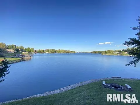 520 Kramer Rd, Avon, IL 61415 photo 4